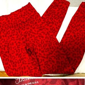 Bombshellsportswear red cheetah leggings